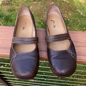 Clarks leather mary jane flats size 9